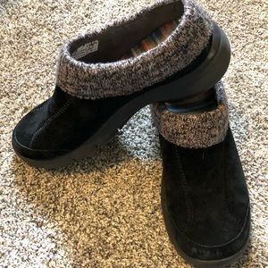 Dansko Eartha slip ons